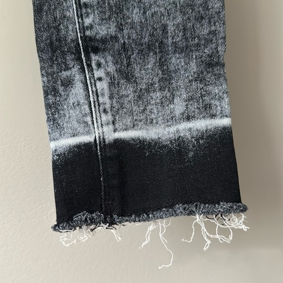 HUDSON JEANS NICO SUPER SKINNY BLACK ACID WASH SIZE 27 - Picture 4 of 9